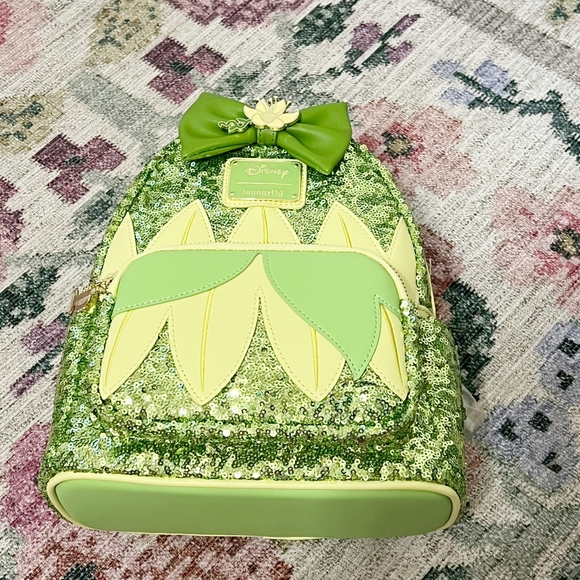 💎NEW Loungefly Disney Princess Tiana Sequins Mini Backpack FIRM - Picture 10 of 13